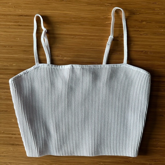 Aritzia Babaton Crop Top - Picture 1 of 3